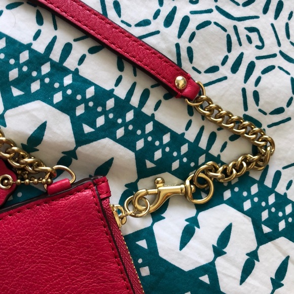 Coach hot pink wrist wallet - Picture 3 of 6